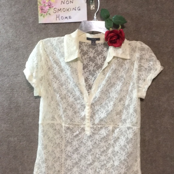 Apt. 9 Tops - 🧨APT 9 CREAM LACE SHORT SLEEVE TOP HALF BUTTON M